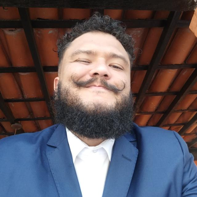 Matheus F****